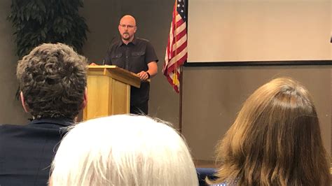 Amarillo citizens voice concerns regarding Smart City scenario