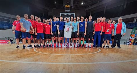 Репрезентацијата на Србија испрати порака до Симаниќ ФОТО Екипа