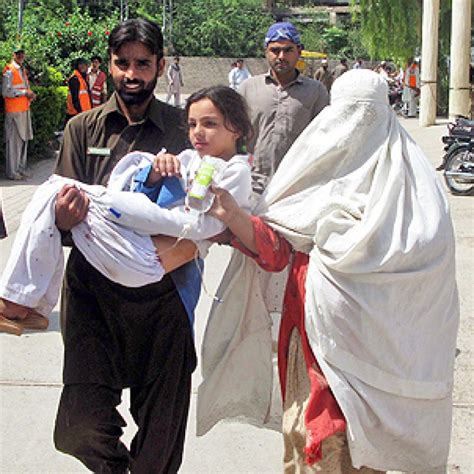 Bomb Wounds 11 Outside Pakistan Girls School South China Morning Post