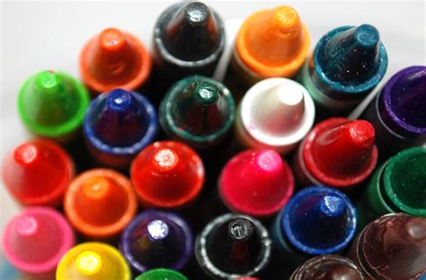 Red, yellow, blue, green, black, white, brown, orange, purple, pink and grey. EduPic Images of Multiple Colors