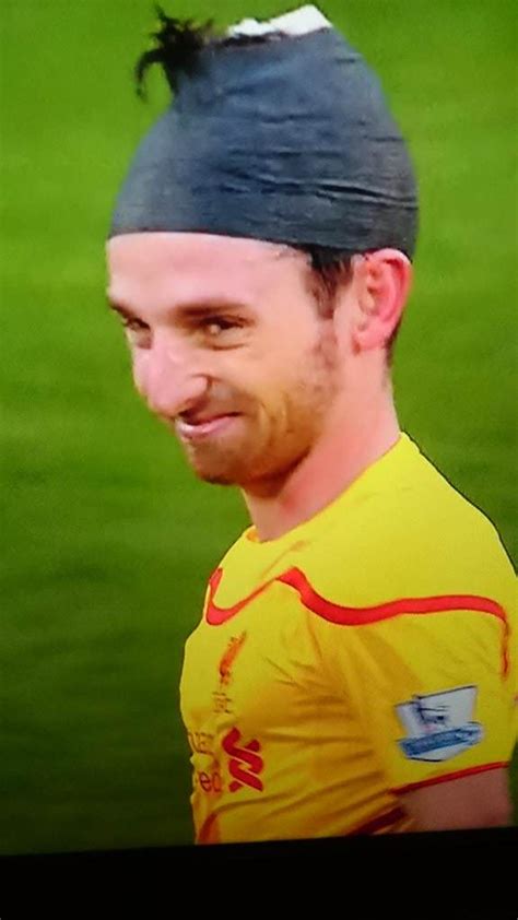 Unterwegs mit straßenkünstler sajles chicken joe the performer am fringe festi. Two years ago: Former Liverpool Midfielder Joe Allen posed ...