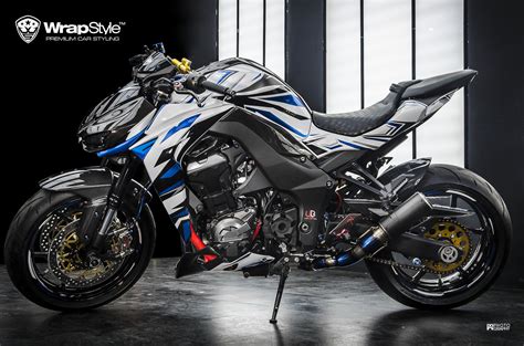 The most obvious change to the z1000 is that it gets a new headlight assembly which is an led spec unit and is the first from any. Kawasaki Z1000 - Shapes design | WrapStyle