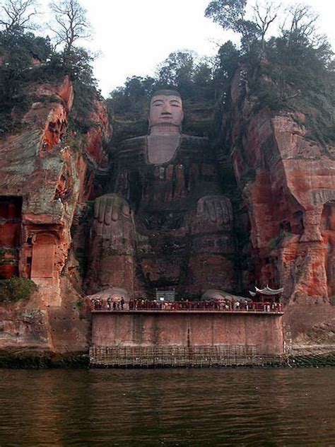 600 Year Old Buddha Statue Temporarily Emerges From The Waters