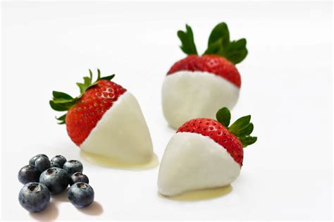 White Chocolate Dipped Strawberries For Chocolate Monday The