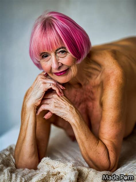 Hot Naked Older Women Yo Thick Stylish Spanish Happy With Pink