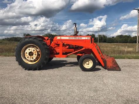D19 Allis Chalmers Tractor With Loader Nex Tech Classifieds