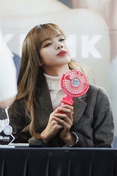 Check spelling or type a new query. Pin de peachy♡ en ° Lisa♡｡ en 2020 | Lalisa manoban