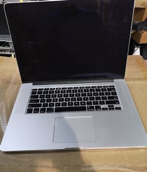 Apple Macbook Pro Core I7 22ghz With 154 Wide Screen Display