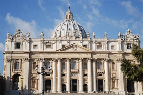 Filest Peters Basilica View From Saint Peters Square Vatican City