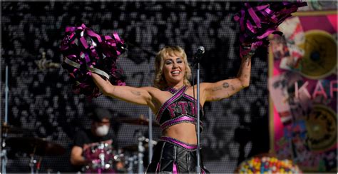 Miley cyrus will headline the nfl tiktok tailgate at super bowl lv in tampa on feb 7. Miley Cyrus, Alicia Keys y Christina Aguilera encabezan el ...