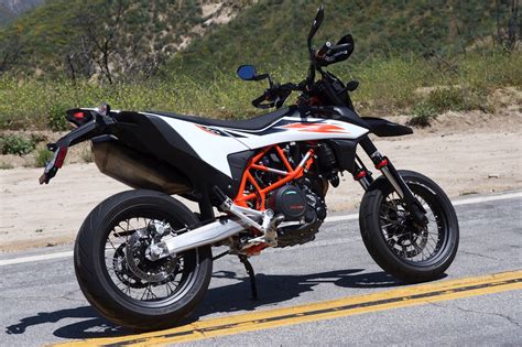 Ktm enduro 690 smc 690 2007/11 silencer furore nero by gpr silencer italy. 2019 KTM 690 SMC R Review (17 Fast Facts)