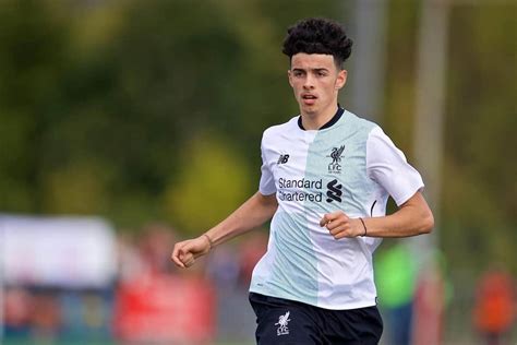 Curtis julian jones (born 30 january 2001) is an english professional footballer who plays as a midfielder for premier league club liverpool. Curtis Jones: Lowdown on the Liverpool midfielder Steven Gerrard is building around - Liverpool ...