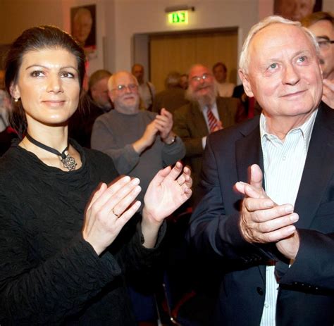 Ist lafontaine denn ein glaubwürdiger linker? Linkspartei: Sahra Wagenknecht ist Oskar Lafontaines ...