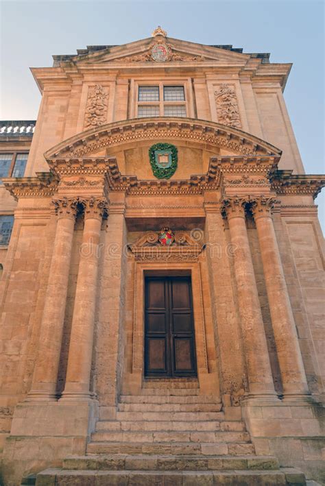 Oxford university academics recognised in queen's birthday honours. Wappen In University Of Oxford Stockfoto - Bild von stadt ...