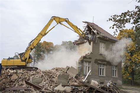 Dann solltest du dir vorher die frage stellen, was für kosten mit einem. Hausabriss: Mit diesen Kosten müssen Sie rechnen | Haus ...