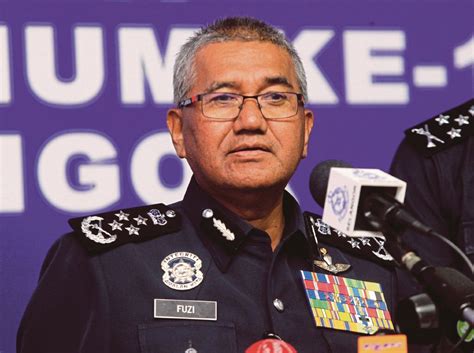 Akaun twitter rasmi ketua polis negara @pdrmsia #polisdanmasyarakatberpisahtiada. Risiko keselamatan faktor sambutan Hari Hak Asasi ...