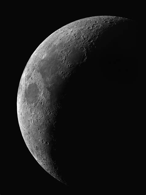 Croissant De Lune Du 31 12 Lunette 228mm Ha Astrophotographie