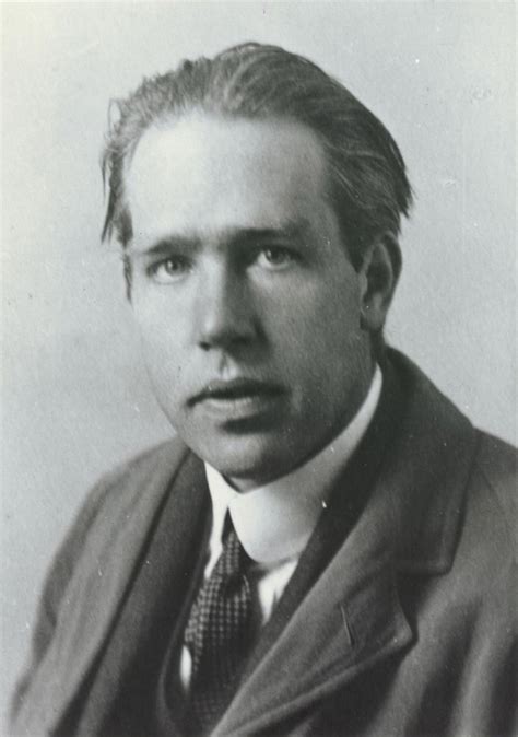Aportación más importante que se le atribuye a bohr en relación a la energía que puede absorber o perder un electrón. Nutricion y Salud: Modelo Atomico de Bohr