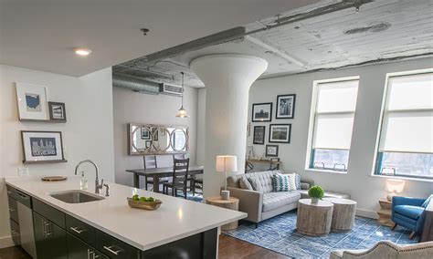 The kitchen offers stainless steel appliances and updated cabinets and counters with views of the backyard. 1 Bedroom Apartments For Rent In Cleveland Ohio | Design ...