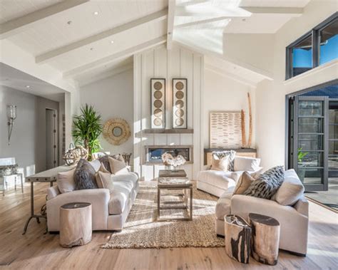 These 10 stunning living rooms with farmhouse decor will take your breath away. Farmhouse Living Room Design Ideas, Remodels & Photos | Houzz