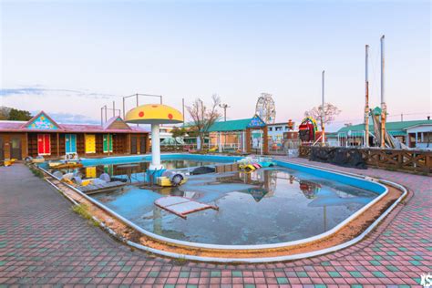 7 Abandoned Theme Parks In Japan To Visit For Urban Exploring