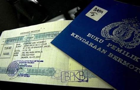 Stiker unik ini sangat berguna untuk kendaraan yang sering beroperasi di malam hari, terutama kendaraan yang menempuh jarak. Mengenal Arti STNK BPKB Tembus Itu Apa | Ulasmobil