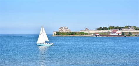 11 Best Places to Retire in Canada (2017) - The Financial Word