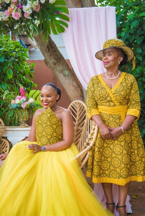 A Zulu And Tswana Wedding South African Traditional Dresses Style African Dresses Modern