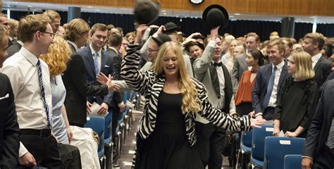Siw tone innstrand professor pris for samfunnsmedisin og sykepleie. Teamer opp med NTNU-studentene | NHH