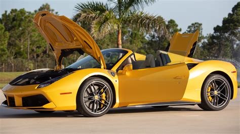 The ferrari 488 spider has a retractable hardtop. 2018 Ferrari 488 Spider