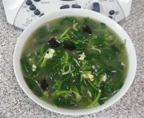 Todays recipe is palak soup recipe | cream of spinach soup recipe or weightless soup recipe. Chinese Spinach Soup with 3 colour Eggs - THERMOMIX