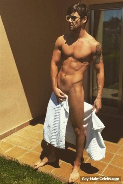 Arron Lowe Nude And Sexy Photos Gay Male Celebs Com