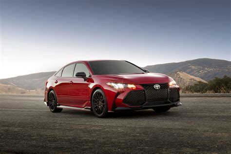 Official 2020 toyota camry site. 2020 Toyota Avalon And Camry TRD Pack 301HP And A Track ...