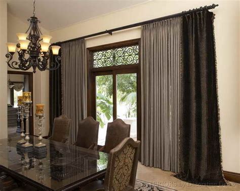 Make your living spaces cozy and inviting with the perfect window dressing. How To Hang Curtains & Drapes (With Picture Ideas)