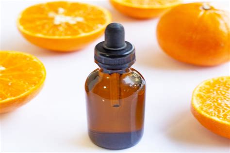 Orange Essential Oil | A World of Scents and Blends