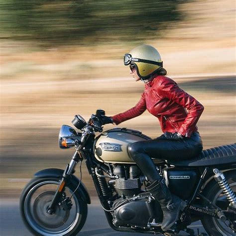 Top 10 Coolest Motorcycle Ladies Of 2016 Triumph Bikes Chicks On