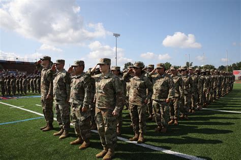 Delaware Guard Sends Off Hundreds On Deployment Delaware National