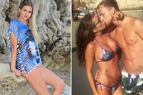 Russia Vs Croatia Meet The Stunning Wags Of World Cup Stars Daily Star