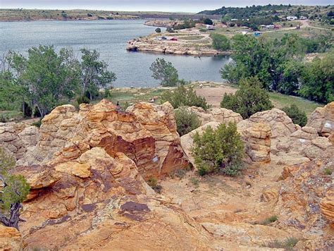 A list of all the lakes in new mexico that begin with a with maps, driving directions and a local area search function. Clayton Lake State Park - New Mexico