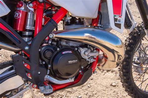 2017 beta 300 rr engine type: 2020 Beta 300 RR Review: Off-Road Two-Stroke (20 Fast Facts)