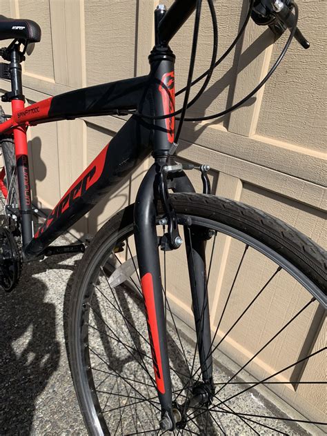 Hyper Bicycle 700c Spin Fit Black And Red For Sale In Bothell Wa