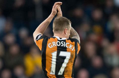 Born 8 june 1988 in szczecin) is a polish footballer who plays as a winger for stade rennais in the french ligue 1. Było (nie)miło i się skończyło. Kamil Grosicki pożegna się ...