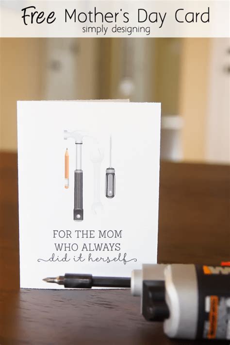 Make your own homemade diy mother's day card with these fun, cheap and easy ideas. Free Mother's Day Card Printable + Gift Idea