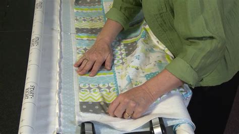 Grace Longarm Quilting Tip 6 Loading A Quilt Youtube