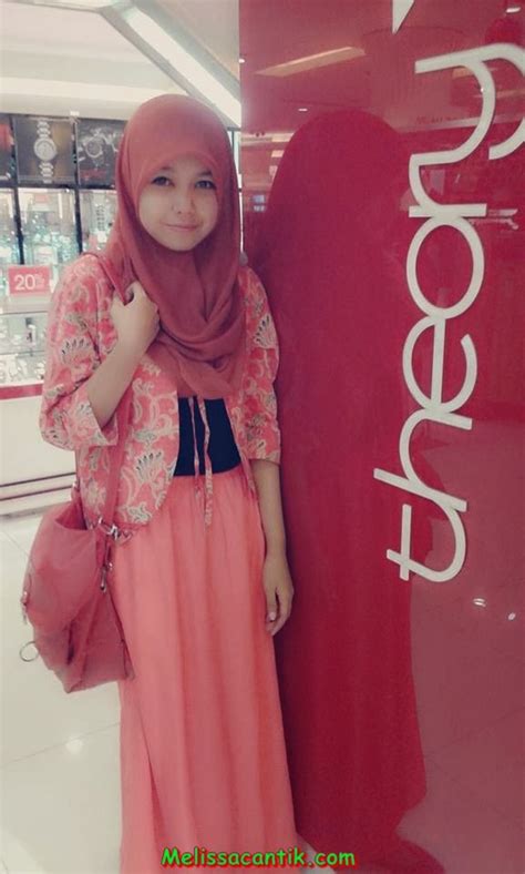 +foto) untuk seorang cewek, memutuskan menjadi hijabers bukan perkara yang mudah. Kumpulan Foto Perawat Cantik Berhijab Terbaru 2014 | Kumpulan Foto Cewek Cantik Berjilbab Terbaru