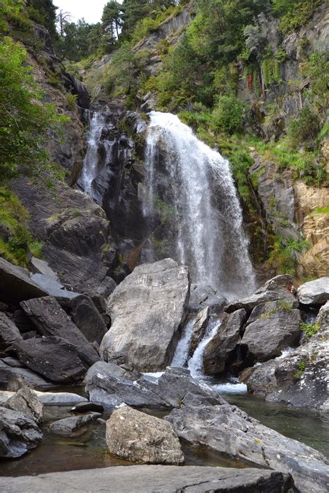 Menditxoko: Cascada " El Salto" y Mirador de San Mamés,en Sallent de
