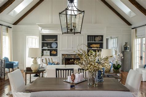 20 gorgeous dining room lighting ideas; HGTV Dream Home 2015: Dining Room | HGTV Dream Home 2015 ...