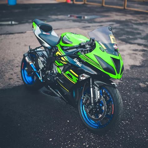 Dapatkan sepeda motor terbaru dengan diskon & promosi terkini ★ temukan penawaran terbaik ★ lihat rangkaian pilihan produk kami. Gambar mungkin berisi: sepeda Motor | Sepeda motor, Sepeda ...