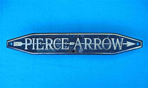 American Auto Emblems Pierce Arrow Truck