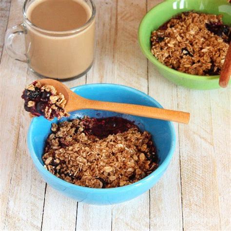 When you need remarkable concepts for this recipes, look no additionally than this listing of 20 best recipes to feed a crowd. Healthy Microwave Breakfast Berry Crumble | Berry crumble ...